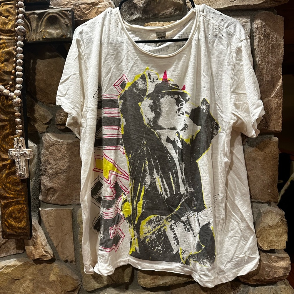 Magnolia Pearl AC/DC tee
